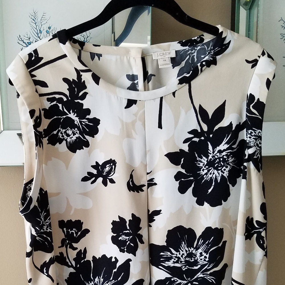 J. CREW Sleeveless Floral Top - Picture 2 of 3